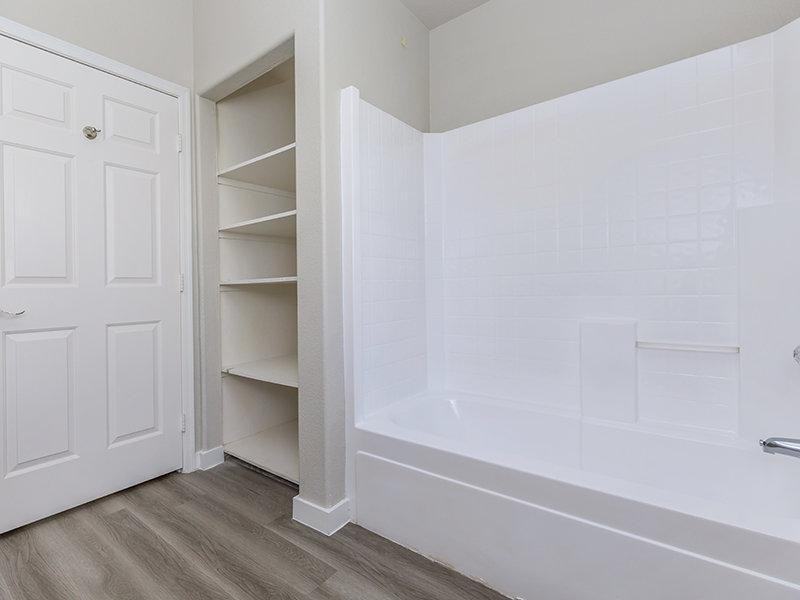 1891 N Litchfield Rd - Photo 5 of 21