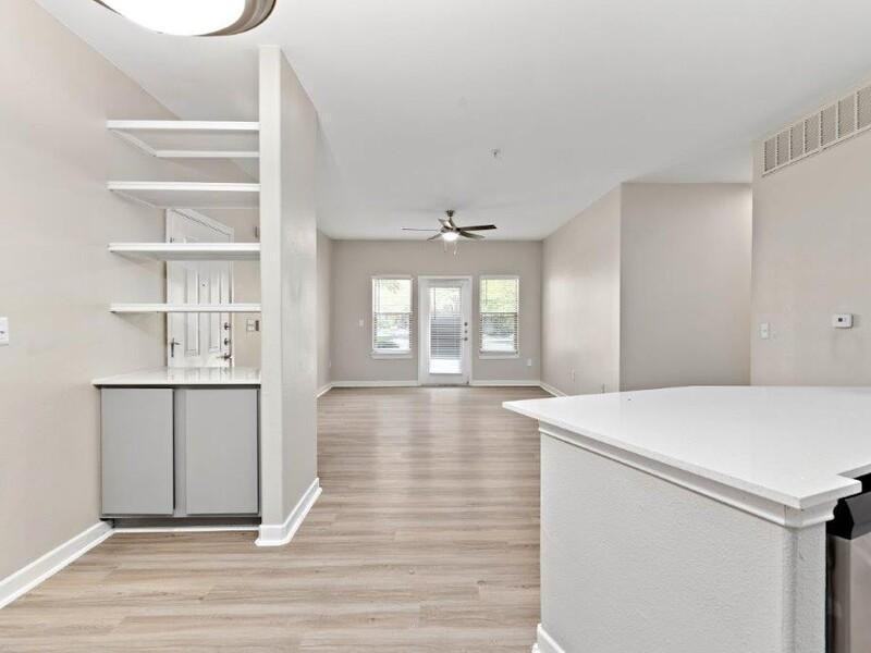 33 Lynn Batts Ln - Photo 5 of 50