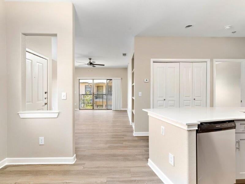 33 Lynn Batts Ln - Photo 4 of 50