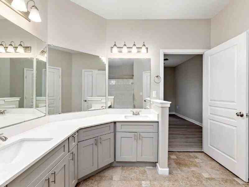 33 Lynn Batts Ln - Photo 5 of 50