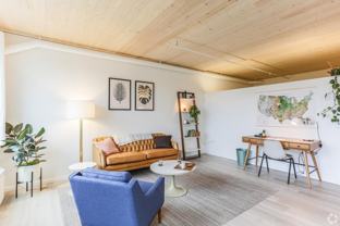 3450 N Williams Ave - Photo 1 of 1