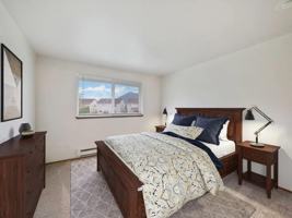 featured image of 615 Watson St N