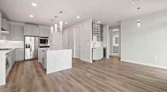 140 Sw Columbia St - Photo 1 of 1