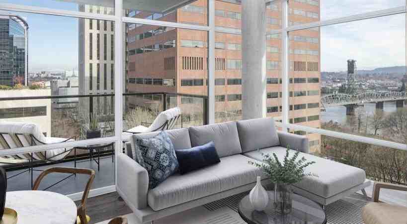 140 Sw Columbia St - Photo 6 of 50
