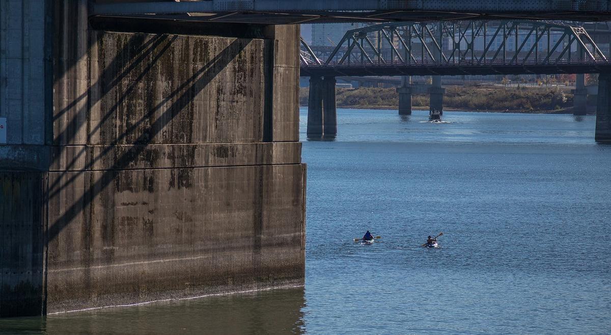 140 Sw Columbia St - Photo 2 of 50