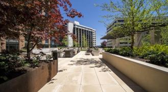 140 Sw Columbia St - Photo 1 of 1