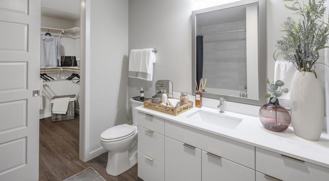 140 Sw Columbia St - Photo 1 of 1