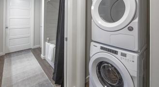 140 Sw Columbia St - Photo 1 of 1