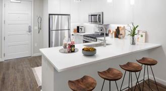 140 Sw Columbia St - Photo 1 of 1