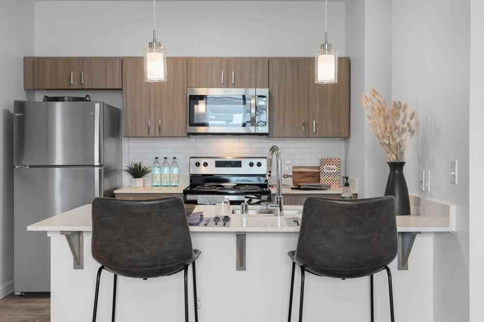 5200 Beckner Rd - Photo 3 of 37