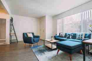 522 1/2 W K St - Photo 1 of 1