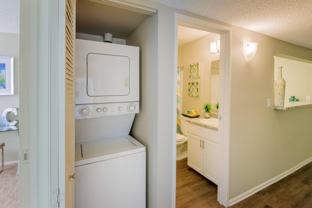 932 S Helena Way - Photo 1 of 1