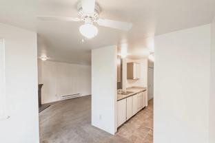 345 Pacific Ave N - Photo 1 of 1