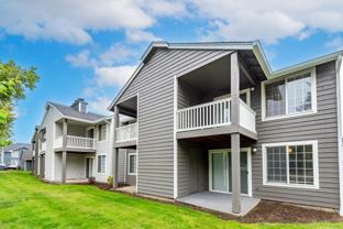 345 Pacific Ave N - Photo 1 of 1