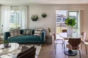 featured image of 12020 Sunrise Blvd E