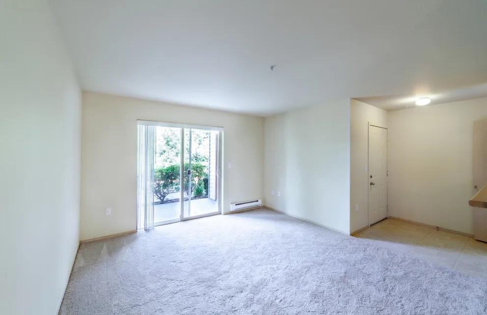 7101 Lindsay Ave Se - Photo 3 of 36