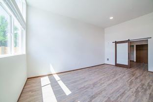 15318 Washington St - Photo 1 of 1