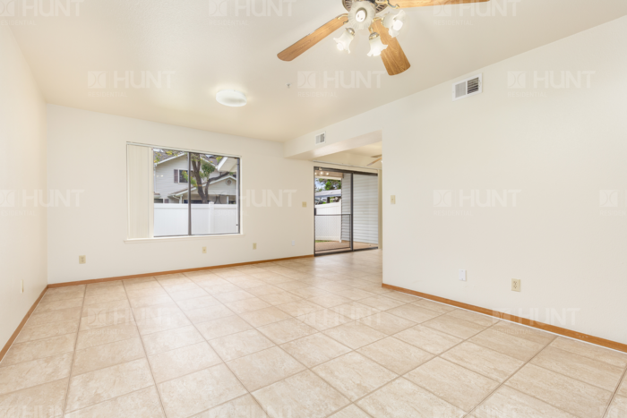 3043 Daly Dr #B - Photo 3 of 16