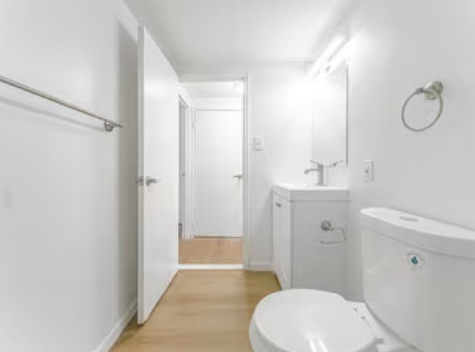 1405 Veterans Highway #12 - Photo 6 of 11