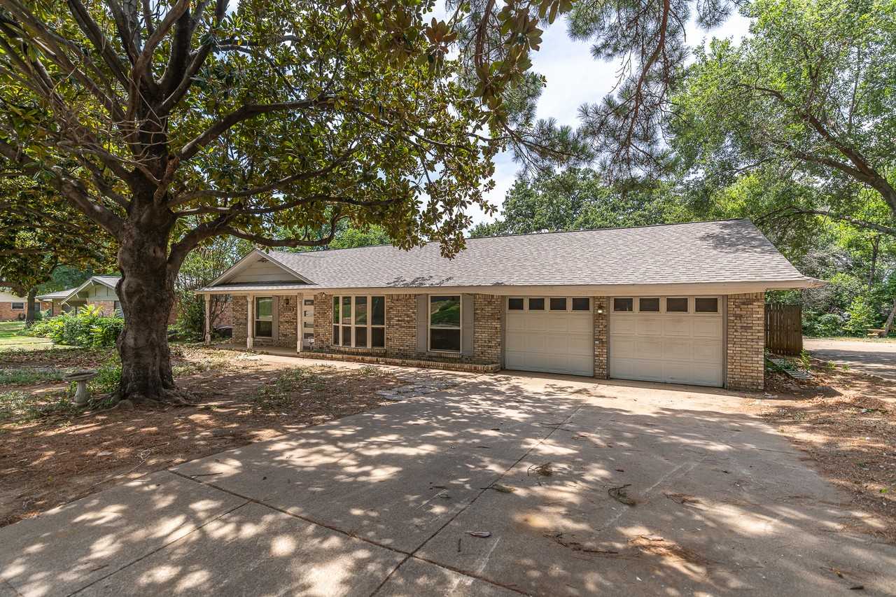 1718 Cheryl Ln #NA - Photo 3 of 35