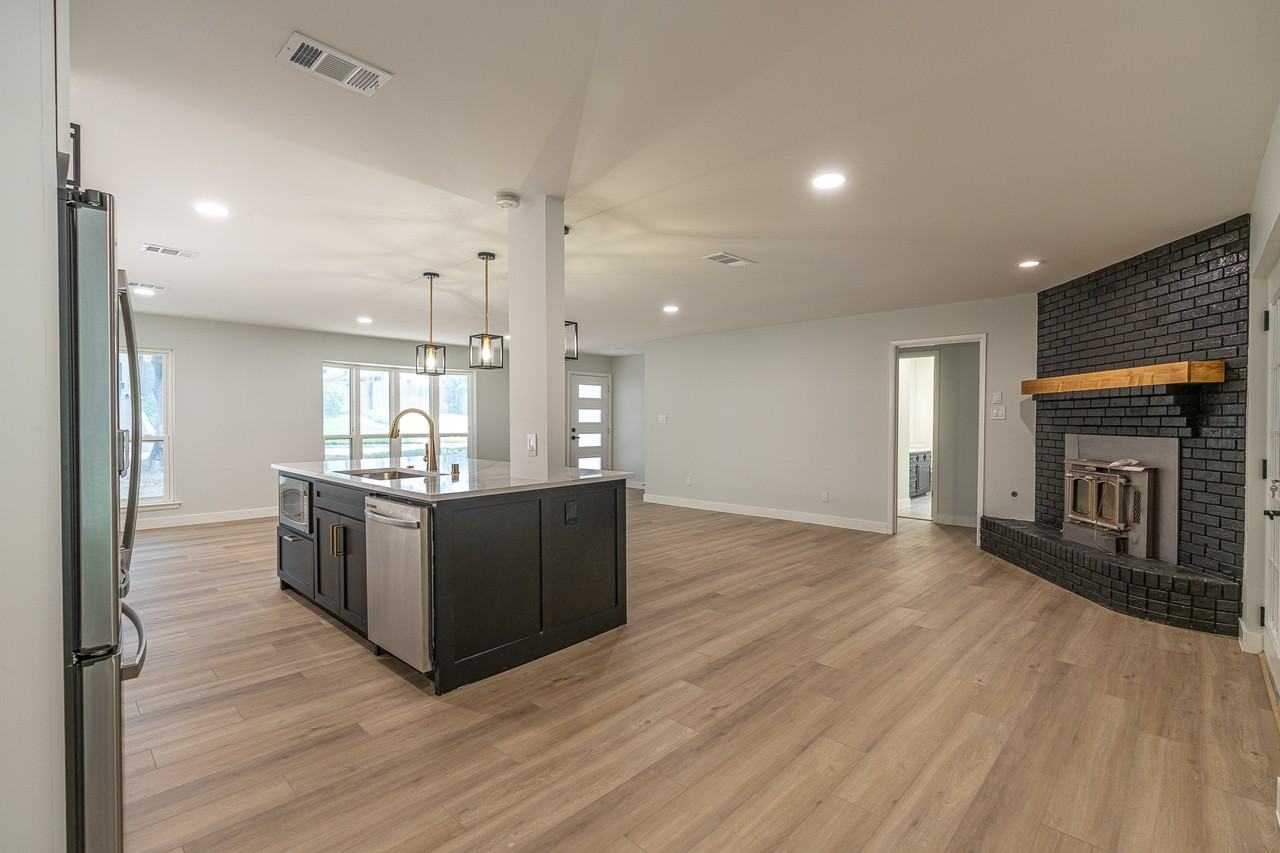 1718 Cheryl Ln #NA - Photo 5 of 35