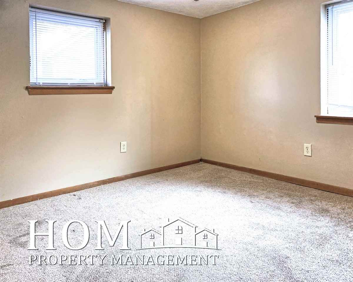 Rogers St #1 - Photo 6 of 18