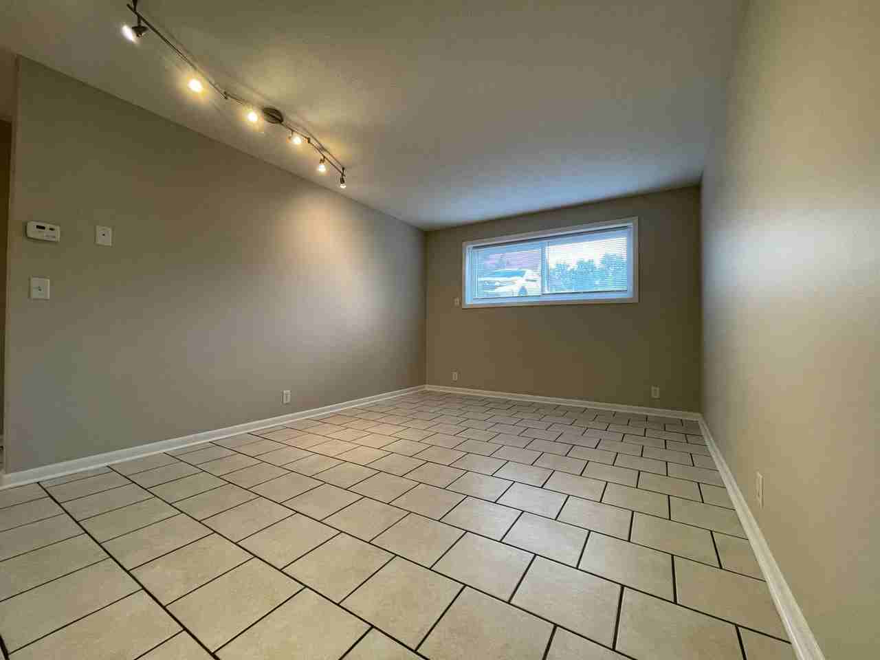 Andrew - Photo 2 of 29