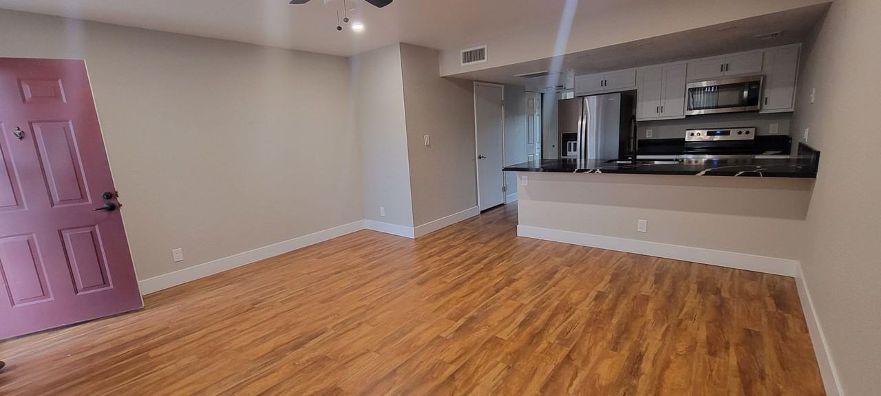 Red Rock Villas - Photo 2 of 11