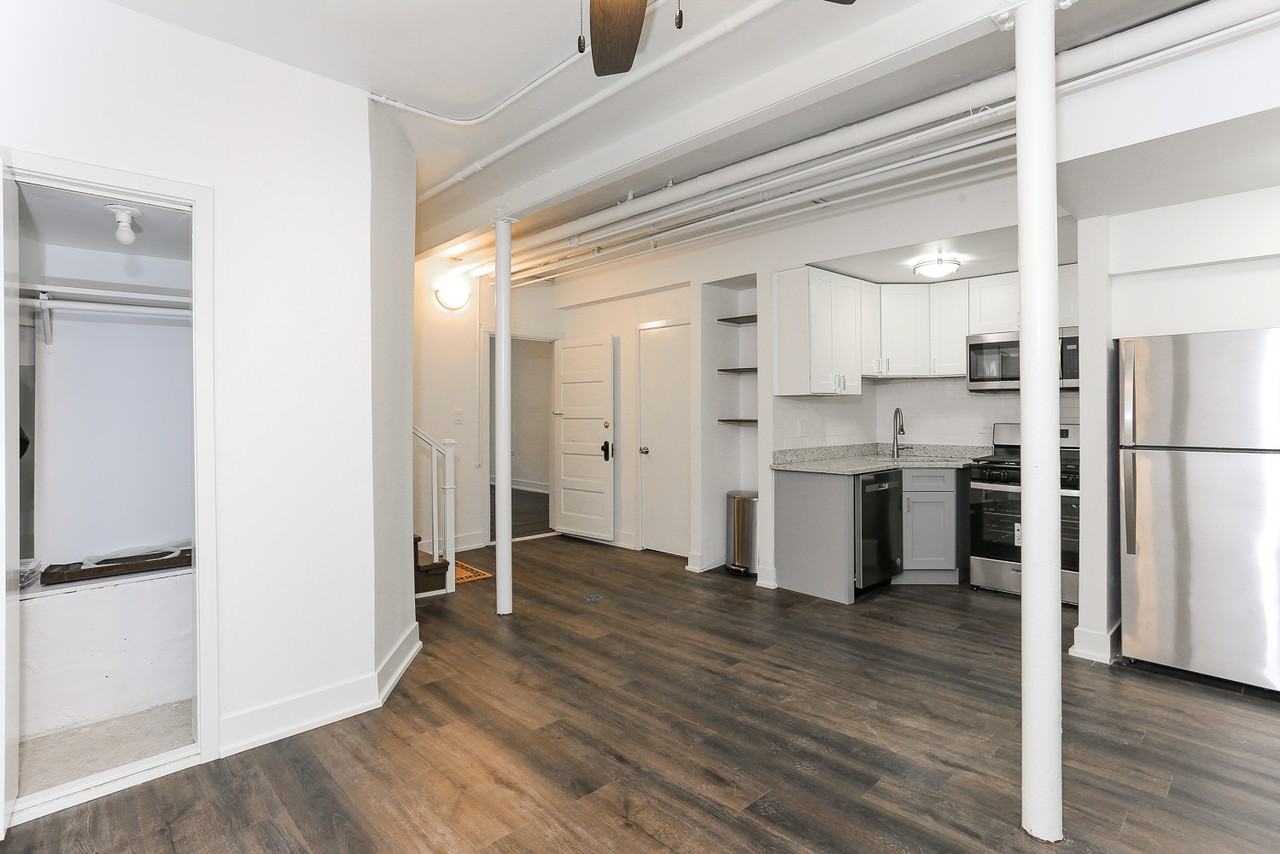 3705 West Diversey Avenue - Garden #1 - Photo 3 of 12