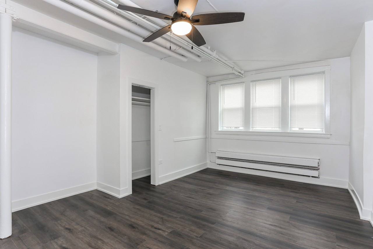 3705 West Diversey Avenue - Garden #1 - Photo 5 of 12