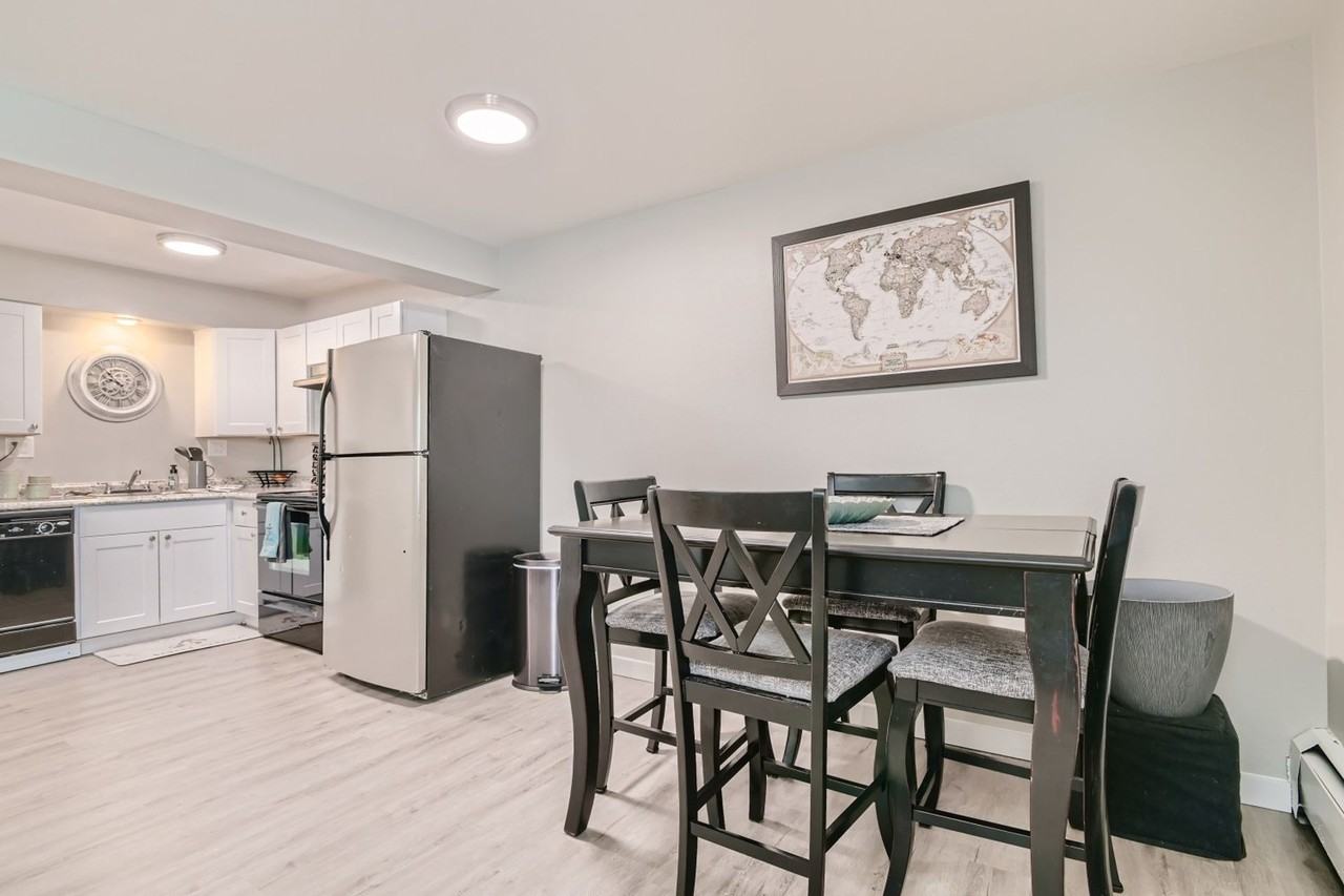 1315 12th Avenue - Photo 6 of 20