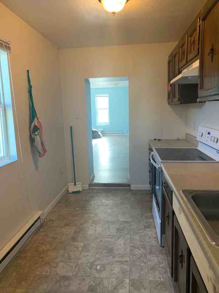 1335 Cotton St - Photo 2 of 7