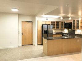 featured image of 600 Queen St #1003