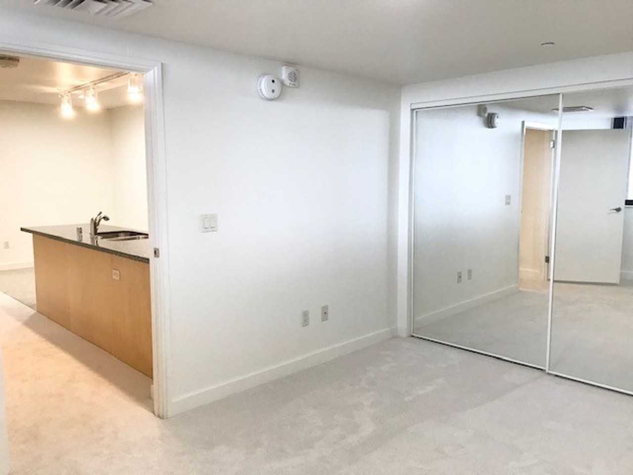 600 Queen St #1003 - Photo 7 of 16