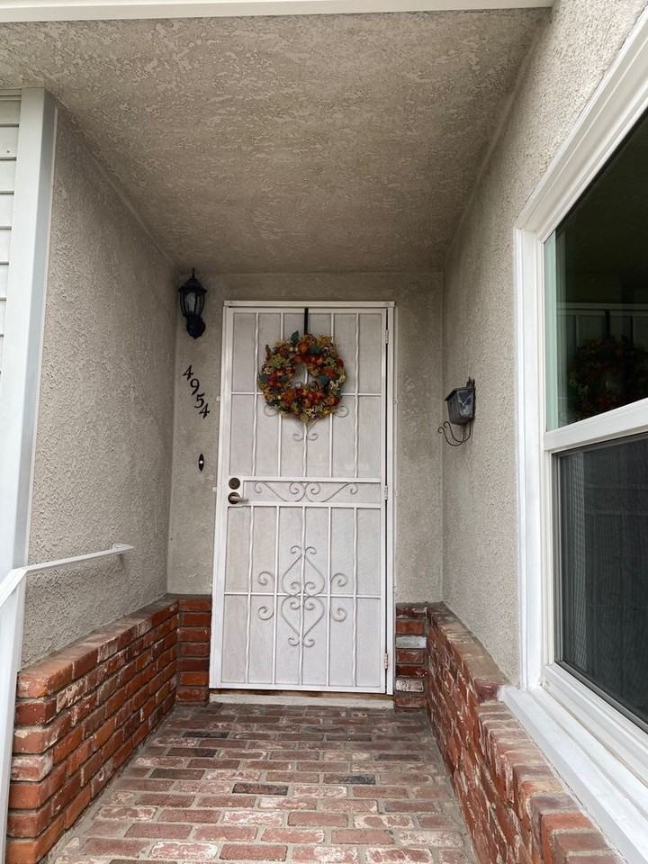 4954 Chaucer Ave - Photo 2 of 21
