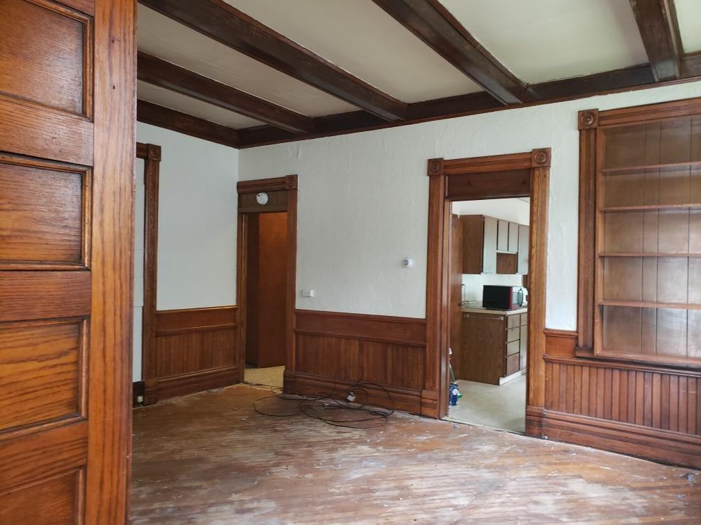 419 W Stephenson St - Photo 3 of 8