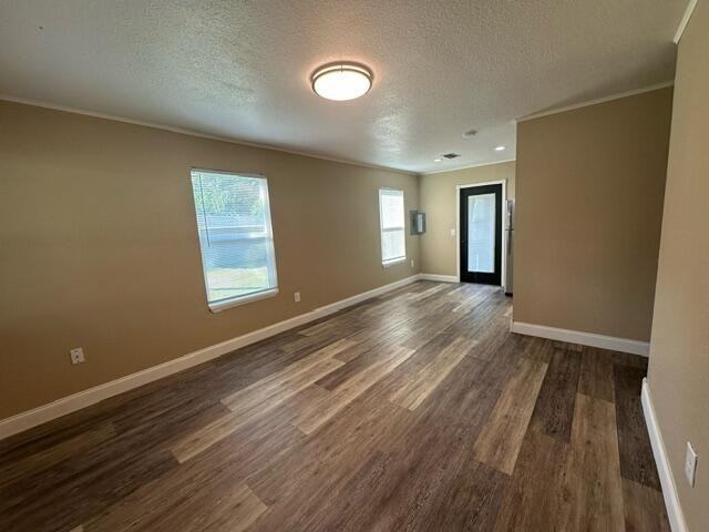 3040 Eads Ct - Photo 7 of 15