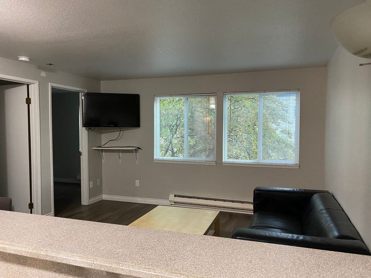 Caprice Apartments - Photo 6 of 13