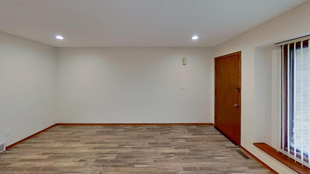 4312 50th St - Photo 5 of 23