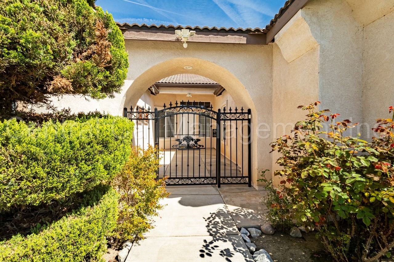 6702 Chinook Falls Dr - Photo 3 of 30