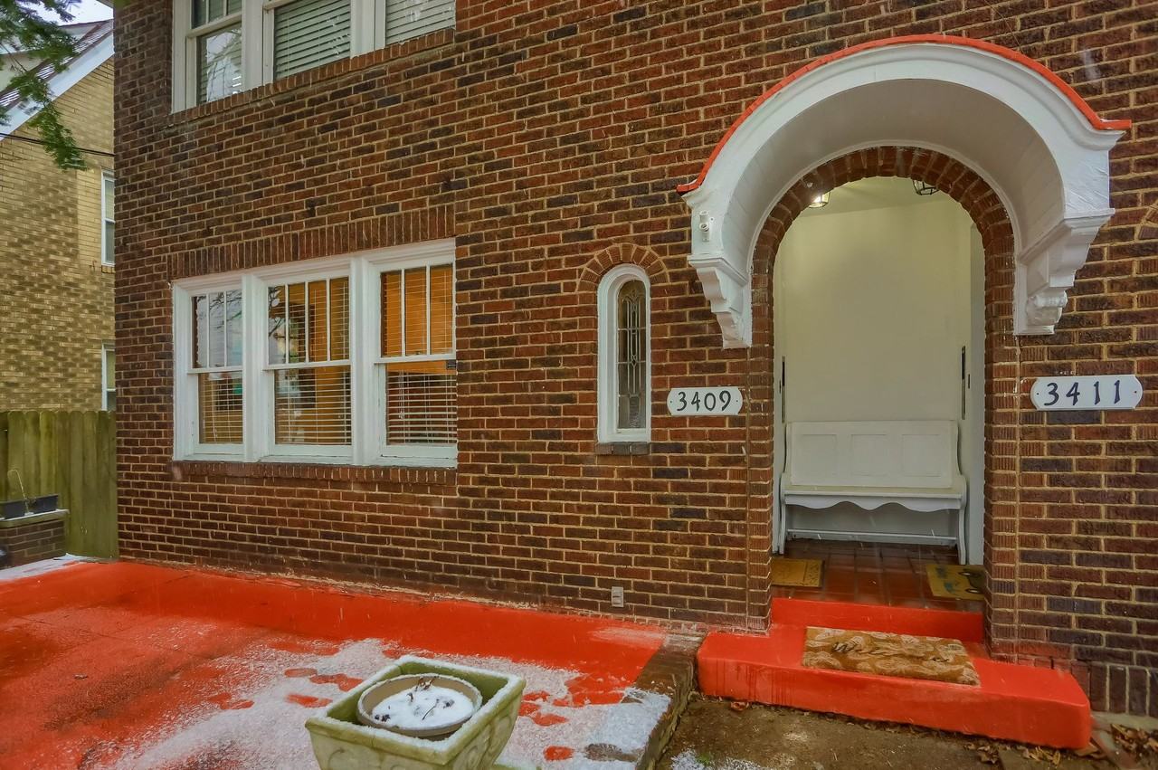 3409 Portola Ave-Apt 1 - Photo 3 of 28