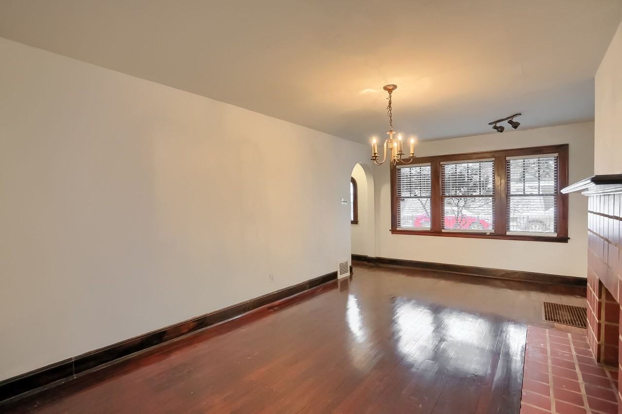 3409 Portola Ave-Apt 1 - Photo 7 of 28