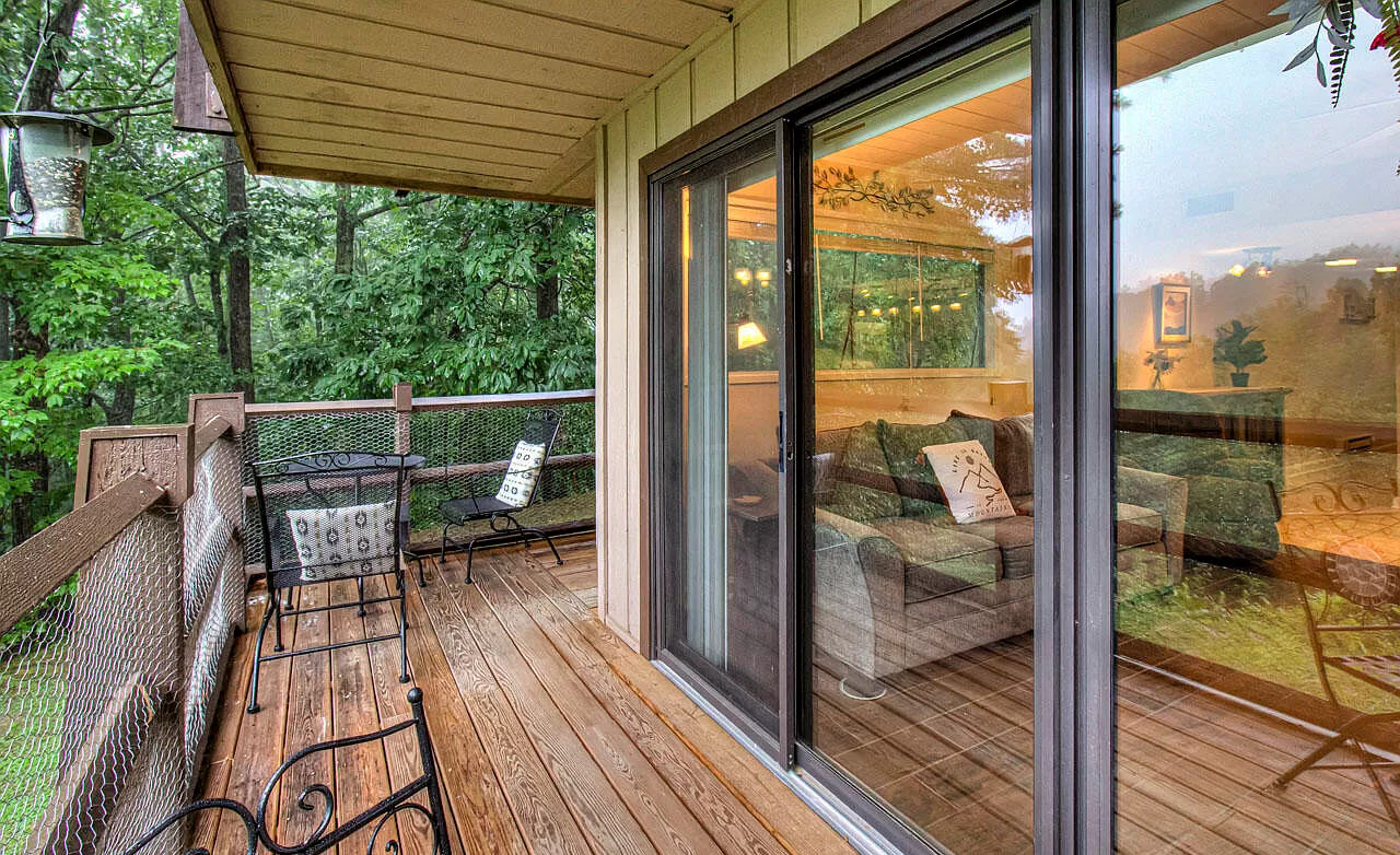 1081 Cove Rd #1014 - Photo 3 of 37