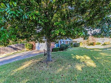 3031 Maple Hill Cir #NA - Photo 3 of 24