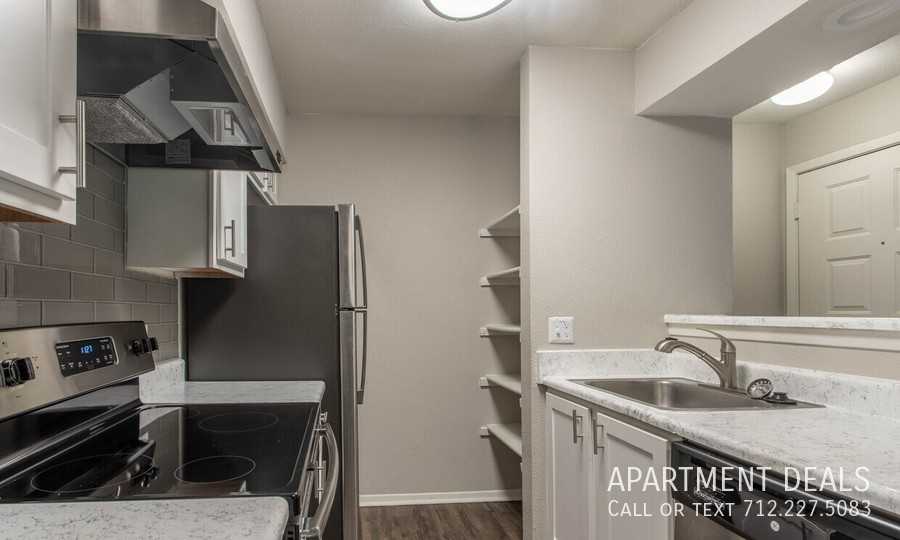 Building 21 #2723 - Photo 3 of 38