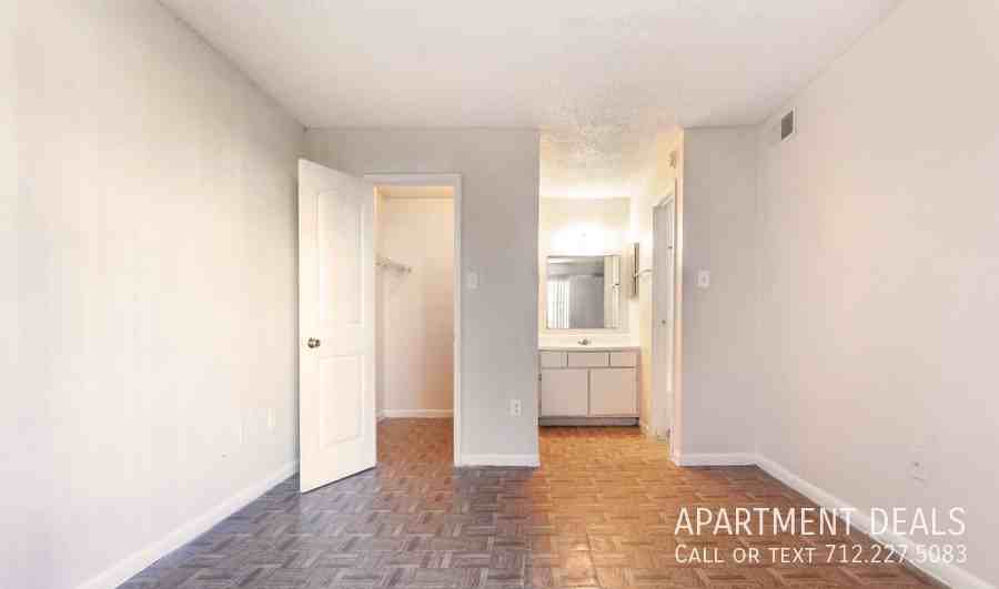 Mable St #3967 - Photo 6 of 29