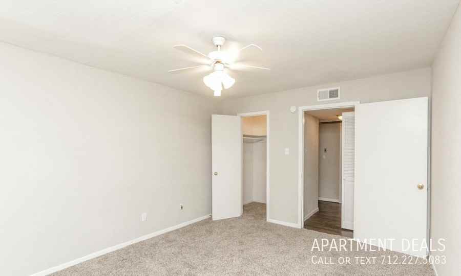 4307 Bissonnet St #2885 - Photo 2 of 18