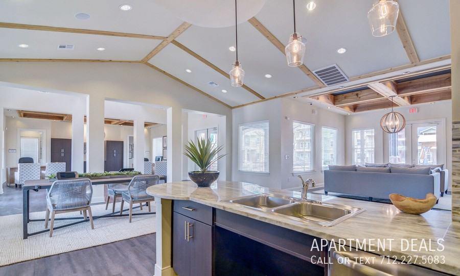 4907 Brazosport Blvd N #2711 - Photo 5 of 20