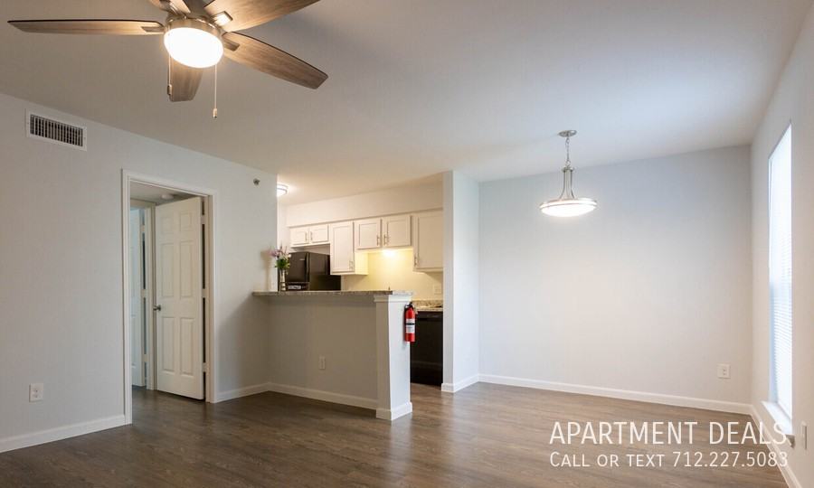 107 Hackberry St #4005 - Photo 3 of 12