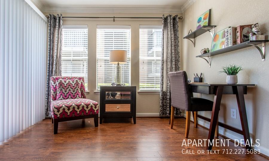 241 Interstate 45 N #1075 - Photo 5 of 50